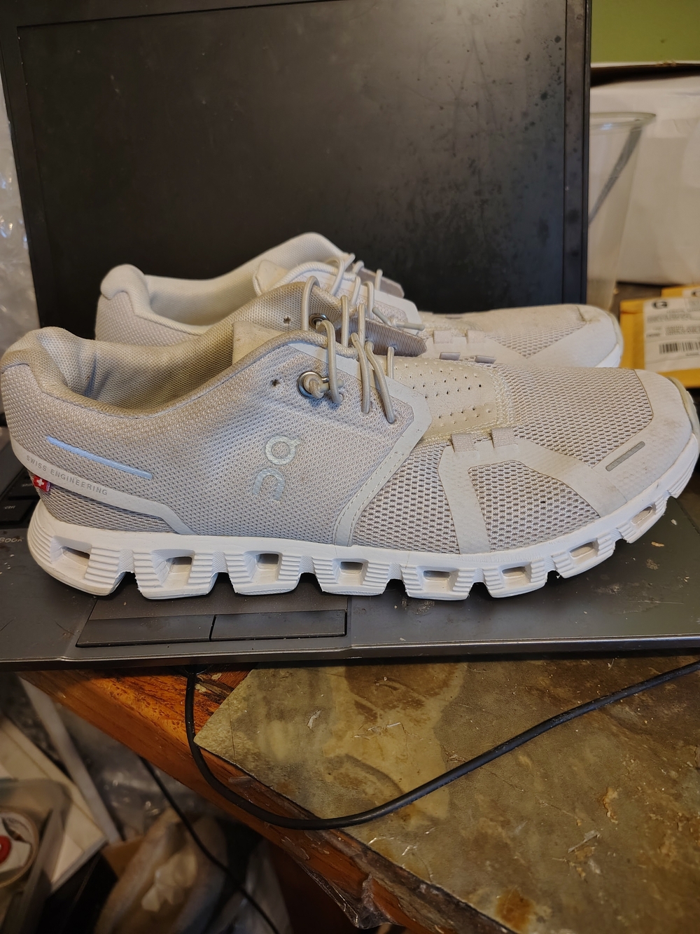 On Running Women Cloud Running Shoes - Light Gray Sz 8.5